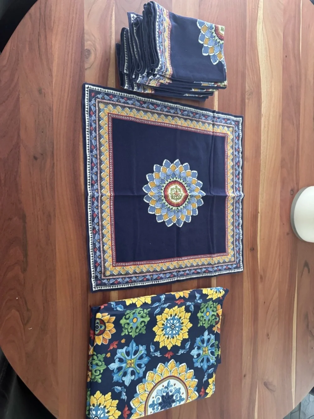Williams Sonoma Mediterranean Tablecloth 70x108 & 12 Napkins Set